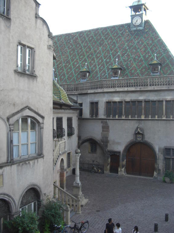 Les Appartements Du Koifhus Colmar Zimmer foto