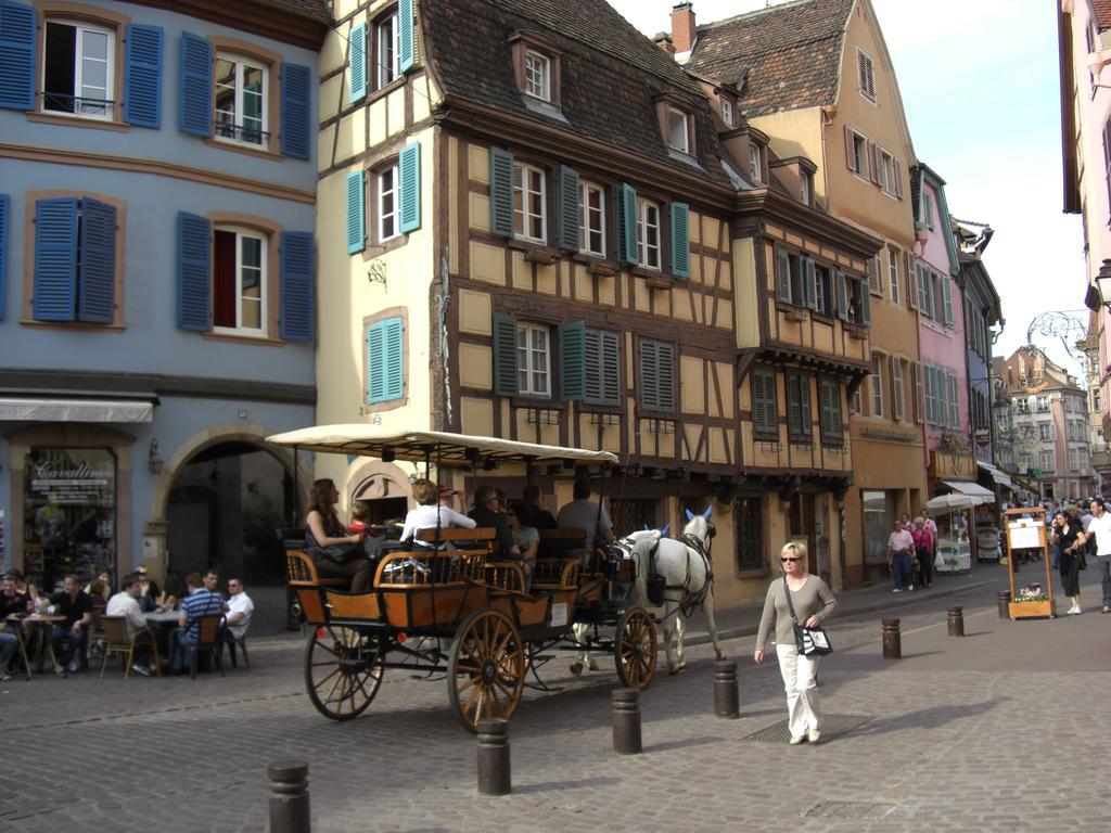 Les Appartements Du Koifhus Colmar Zimmer foto